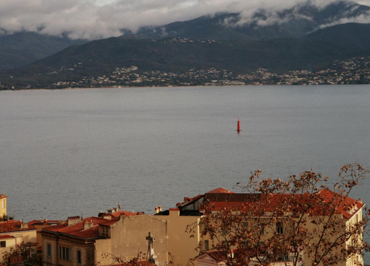 Adonis Ajaccio - Hôtel Albion Extérieur photo